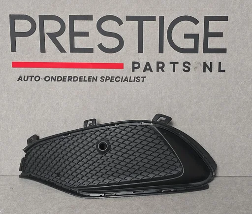 Mercedes Rooster CLA W117 Facelift AMG A1178857500 Links FL