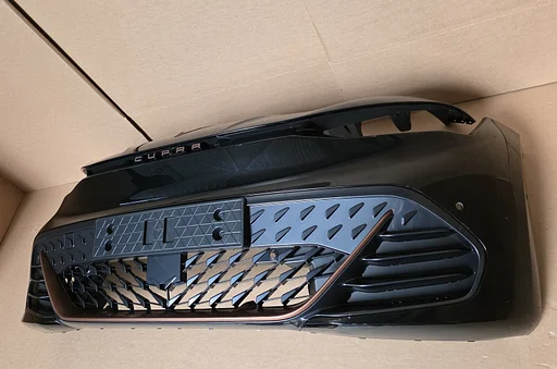 Voorbumper CUPRA BORN Elektrisch Y9T BUMPER PDC Camera Orgineel