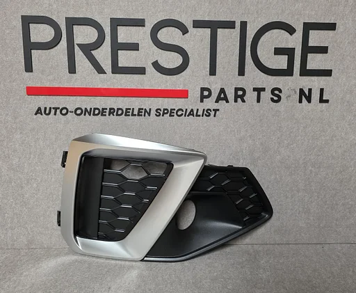 Rooster AUDI A4 8W B9 S-line S4 FACELIFT 8W0807682M Rechts