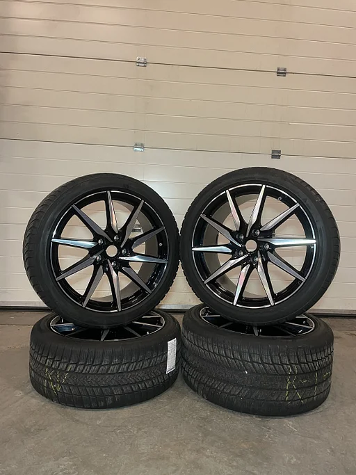 Aston martin vantage  db11  Winterset 20 inch