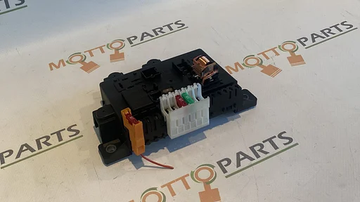 Mercedes Benz zekeringkast W447 W448 V klasse A4479060400