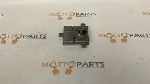 Mercedes-Benz X204 GLK C Klasse Xenon Module A2048703226