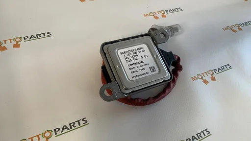 Mercedes-Benz NOx sensor A0009056104 - 5WK97248 ZGS001Q04
