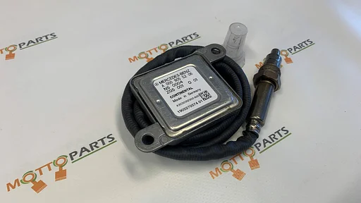 Mercedes-Benz NOx sensor A0009055206 - A3C00312300 ZGS001Q01
