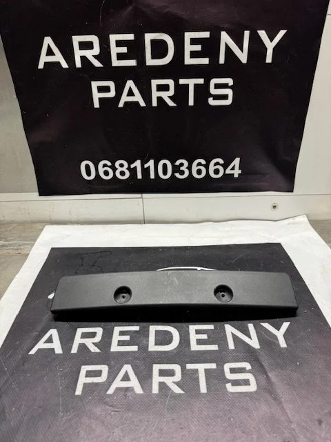 Mercedes A Klasse W176 Kentekenplaathouder Voor A1768850081