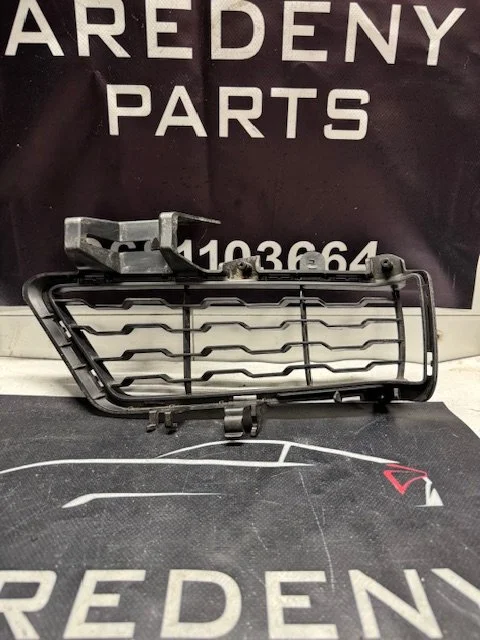 BMW 3 Serie F30 F31 M Voorbumper Rooster Rechts 51118055870