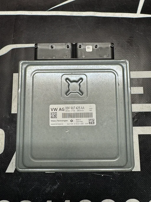 VAG Computer Motormanagement ECU 06K907425AA