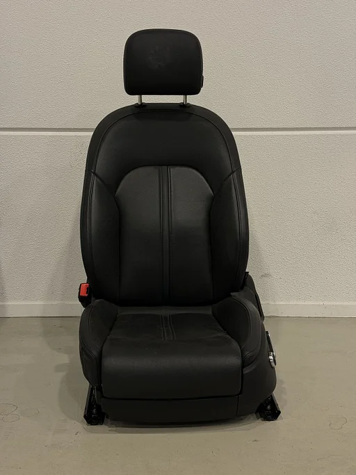 Compleet audi RS7 Interieur in nieuwstaat Zwart leer met houten bekleding