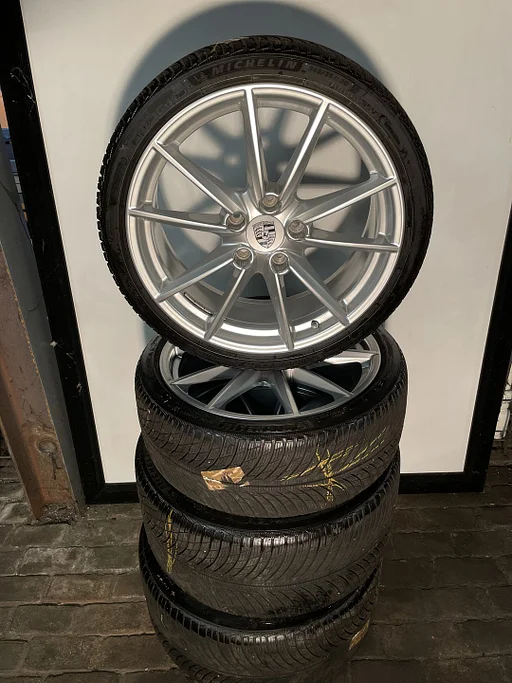 Porsche 911 992 20/21" Lichtmetalen Velgen Winterband Breedset 5x130 Michelin Pilot Alpin 5