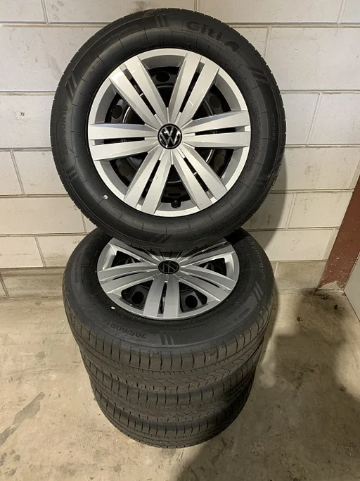 VW Caddy stalen velgen met wieldop Beschikbaar