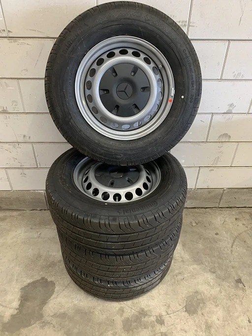 Mercedes Sprinter stalen velgen met wielsensor Beschikbaar