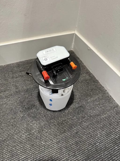 Nieuwe Tankvlotter/ Brandstofpomp 28551227/ 28637316/ 9807056380/ 28442109