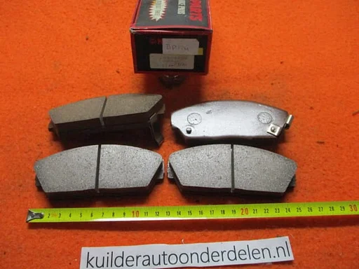 Remblokken voorzijde Honda Prelude III CRX II Rover 800 Nipparts J3604026   45022SA4A11