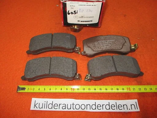 Remblokken voorzijde Suzuki Baleno EG J3608016    5580060G00