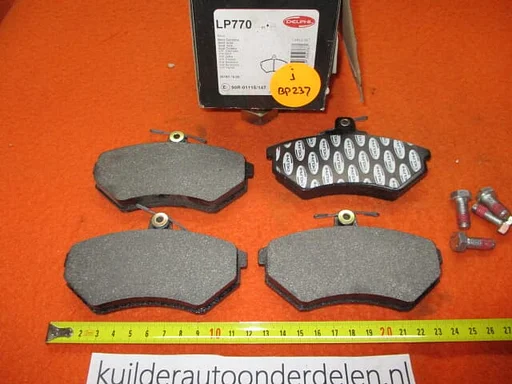 Remblokken voorzijde Seat Arosa Ibiza II VW Golf II en III Scirocco LP770 1HM698151