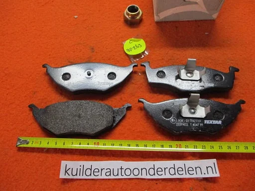 Remblokken voorzijde VW Lupo 1.2tdi 3L Textar 2339402 6E0698151