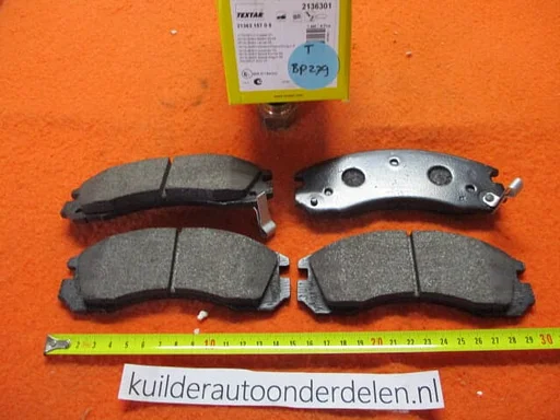 Remblokken voorzijde Citroen c crosser Mitsubishi Outlander Pajero Textar 2136301 MB569592