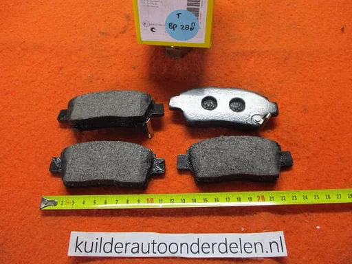 Remblokken Toyota Yaris PI japanse productie Textar 2334803 044650W050