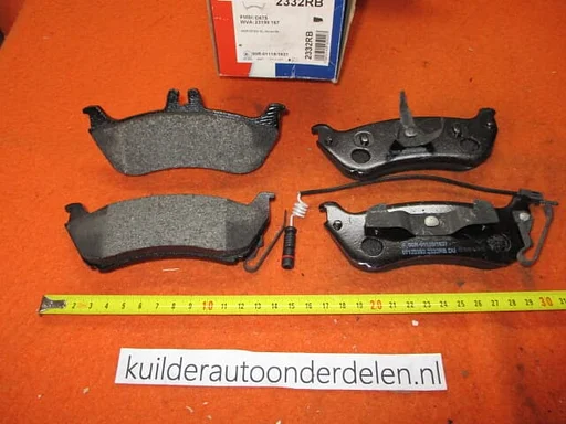 Remblokken achter Mercedes M Klasse W163 AD2332RB BP421   1634200520