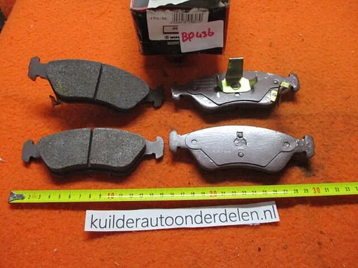Remblokken voorzijde Kia Clarus Nipparts J3600303 BP436 BLF1071  0K9A0328Z