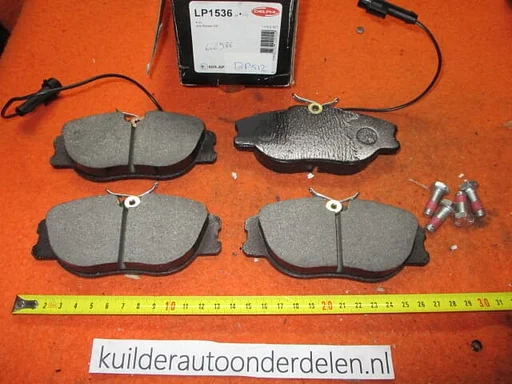 Remblokken voorzijde Alfa 155 GTV Lancia Dedra Kappa Thema BP512 LP1536 60777621