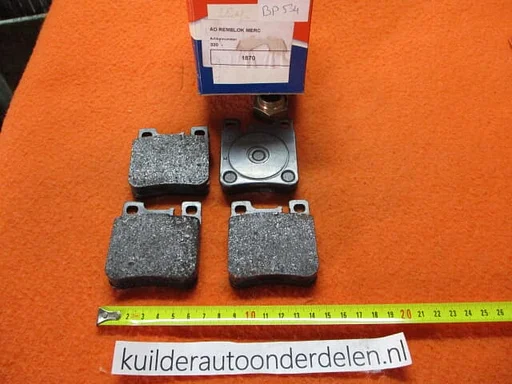 Remblokken achter Mercedes SL r129 S klasse E klasse clk AD  BP534  2130504  0024200520