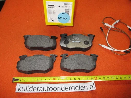 Remblokken voorzijde Citroen Saxo Peugeot 106 I  BP611 Textar 2090603 425091