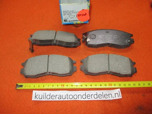 Remblokken voorzijde Mitsubishi Colt gti Lancer Galant BP548 BP-5510 MB129431