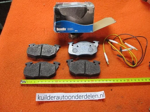 Remblokken voorzijde Citroen AX C15 ZX Peugeot 306 Bendix BP552  425102