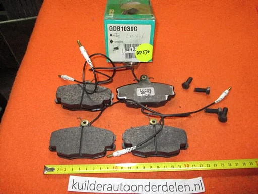 Remblokken voorzijde Citroen ZX Lucas GDB114 BP570 95658557