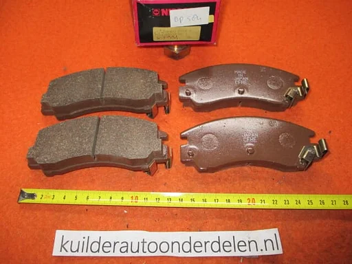 Remblokken voorzijde Subaru Leone XT Coupe Nipparts J3607003 BP584  25191GA500