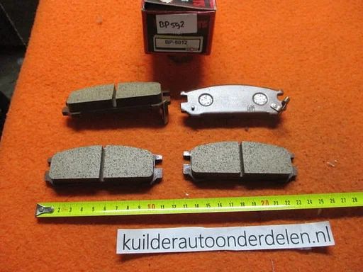 Remblokken achter Subaru Imprez Legacy SVX BP592 BP8012    26296AA060