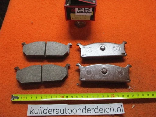 Remblokken voorzijde Suzuki Alto II SJ410 413 Swift I BP605  J3608004 5520082810