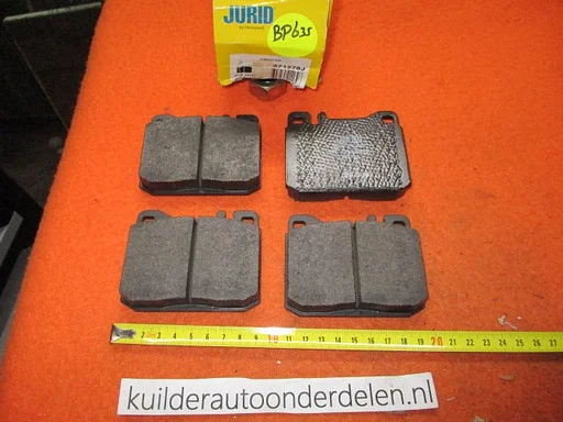 Remblokken voorzijde Mercedes W123 SL R107 BP635 Jurid 571278J  0004205920