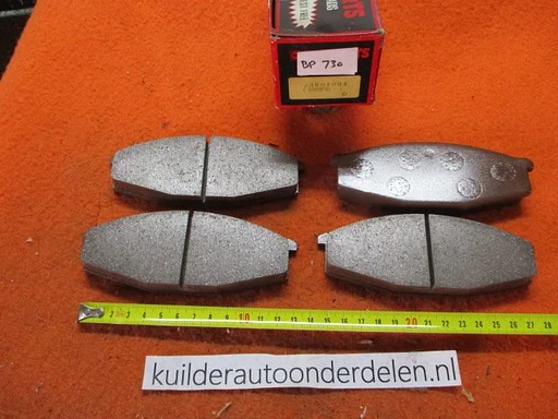 Remblokken voorzijde Nissan 280ZX Patrol Cabstar Nipparts BP730 4106002J90 J3601034
