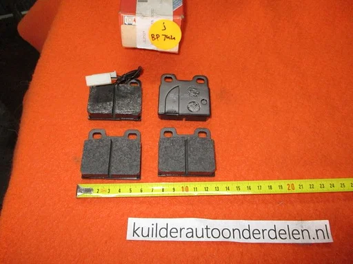 Remblokken achter Alfa 75 Alfetta Guilietta RZ SZ bp741 QH blf527