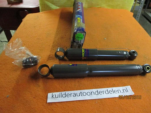 Nieuw set schokdempers achter Nissan Serena Monroe Gasdruk