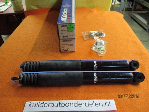 Nieuw set schokdempers achter Renault 19 AC DELCO