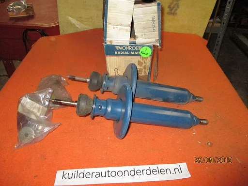 Nieuw set schokdempers achter Renault 18 MONROE