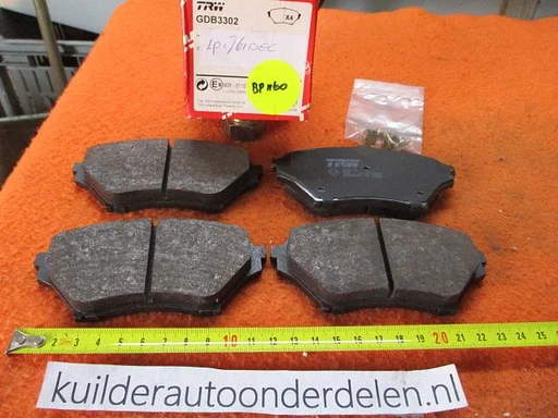 Remblokken voorzijde Mazda MX5 II NB BP1160 TRW gdb3302  Origineel: N0Y33328Z