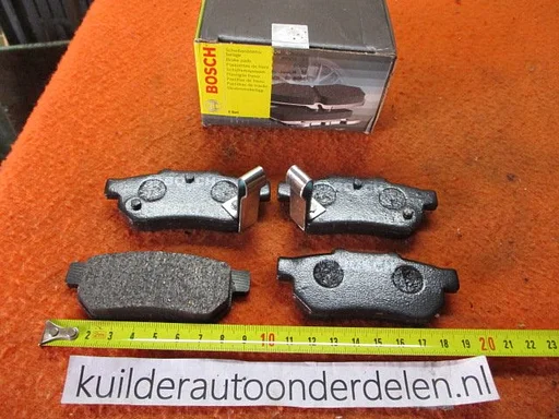 Remblokken achter Honda Jazz II Civic IV Prelude III CRX II BP1315 Bosch  06430SAAE50