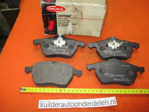 Remblokken voorzijde Volvo C70I S70 V70 I  37514 Delphi LP1687  272370