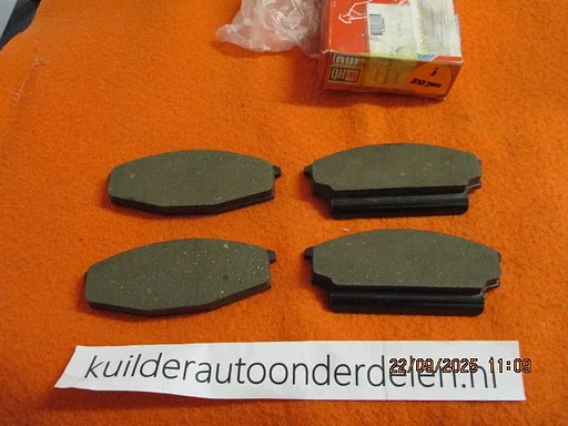 Remblokken voorzijde Nissan Cabstar F22 Nissan Patrol III/I 2337001 BP466  41060T6490