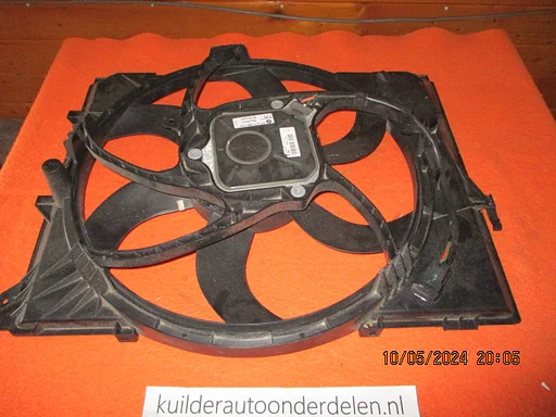 Koelventilator met motor BMW 1 serie 3 serie X1 Z4 Gebruikt Origineel 17427590699 7590699
