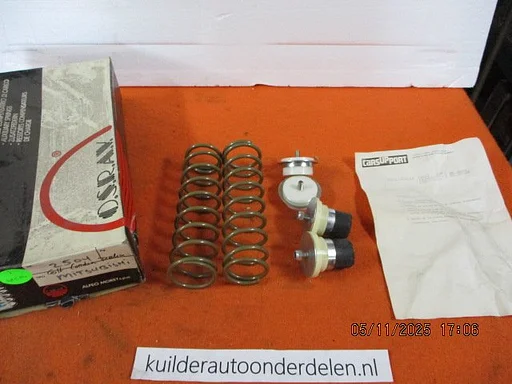Hulpveren set Mistibishi Colt Lancer F Tredia Cordia  28C04 OSRAV