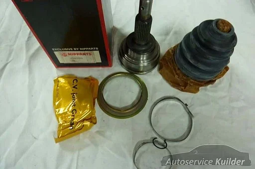 Homokineet Toyota carina 2 corolla nieuw