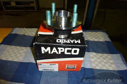 Wielnaaf achteras mazda MX3 merk mapco