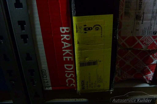 Remschijven+blokken Hyundai Lantra  en  lantra Coupe Nieuw