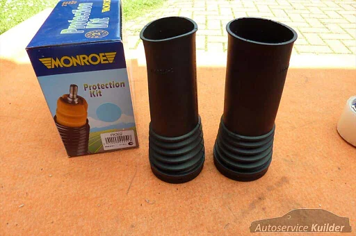 Set veerpoothoezen voorzijde Mercedes Sprinter Nieuw Monroe