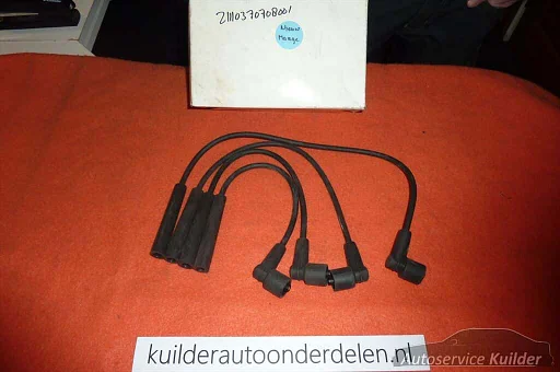 Bougiekabelset Lada Niva 2  1,7i vanaf 2002 Nieuw